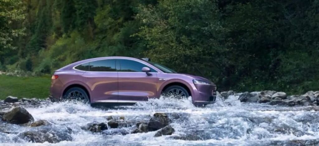 “围剿”model y,谁在特斯拉优势区击败了它?