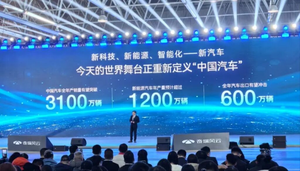 怎样才算中级混动轿车的标杆?