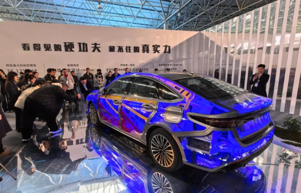 怎样才算中级混动轿车的标杆?
